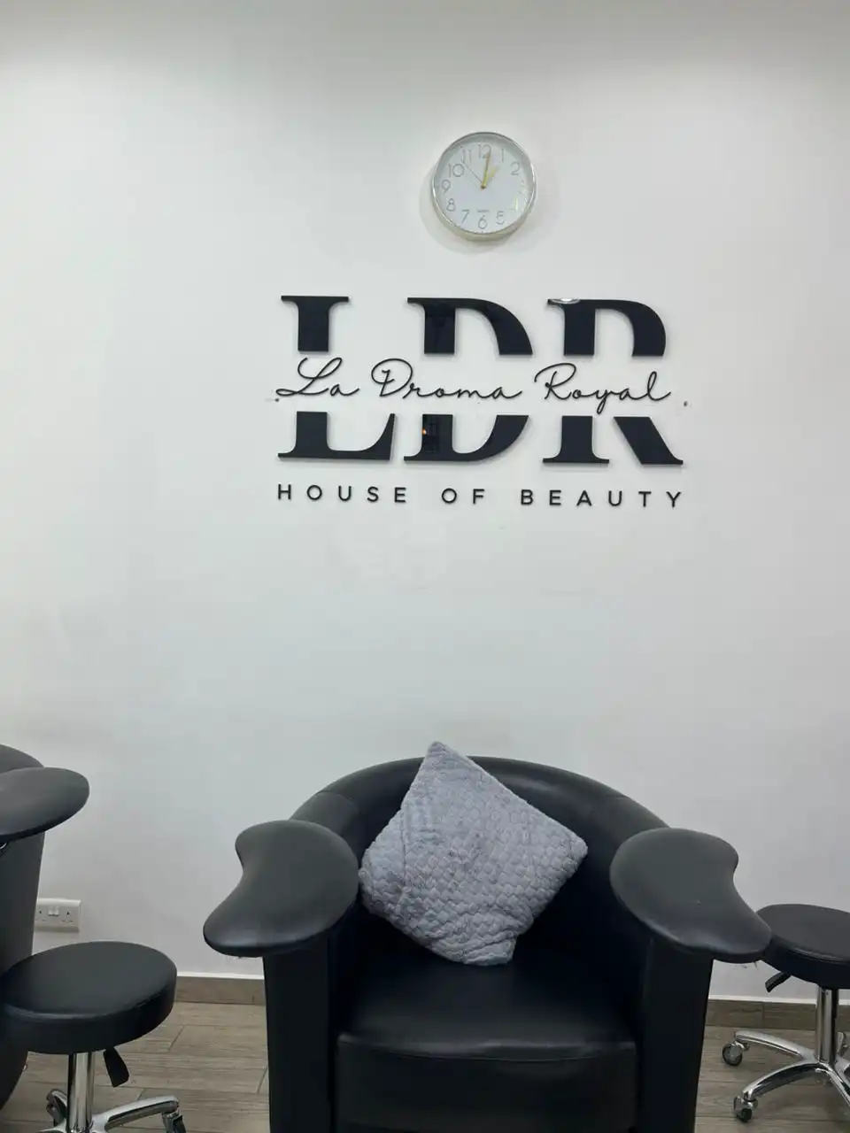 LDR – Indoor Signage Abu Dhabi